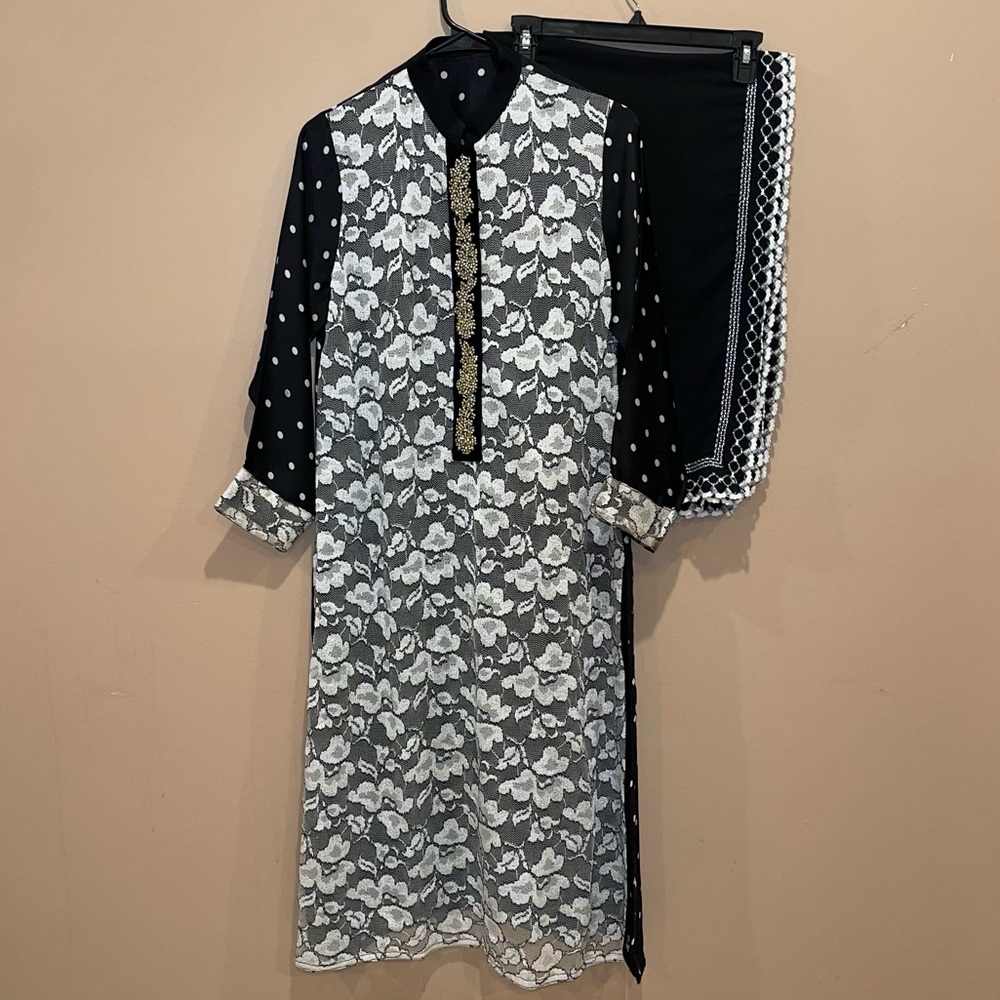 Pakistani Black and White Silk Shalwar Kameez